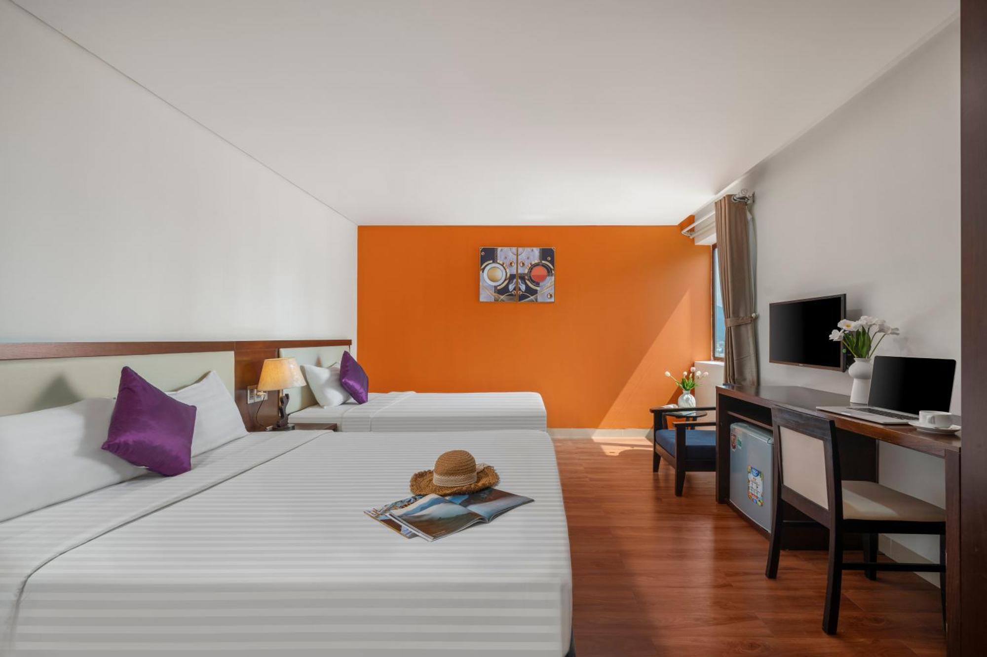 Bantique Hotel Дананг Экстерьер фото