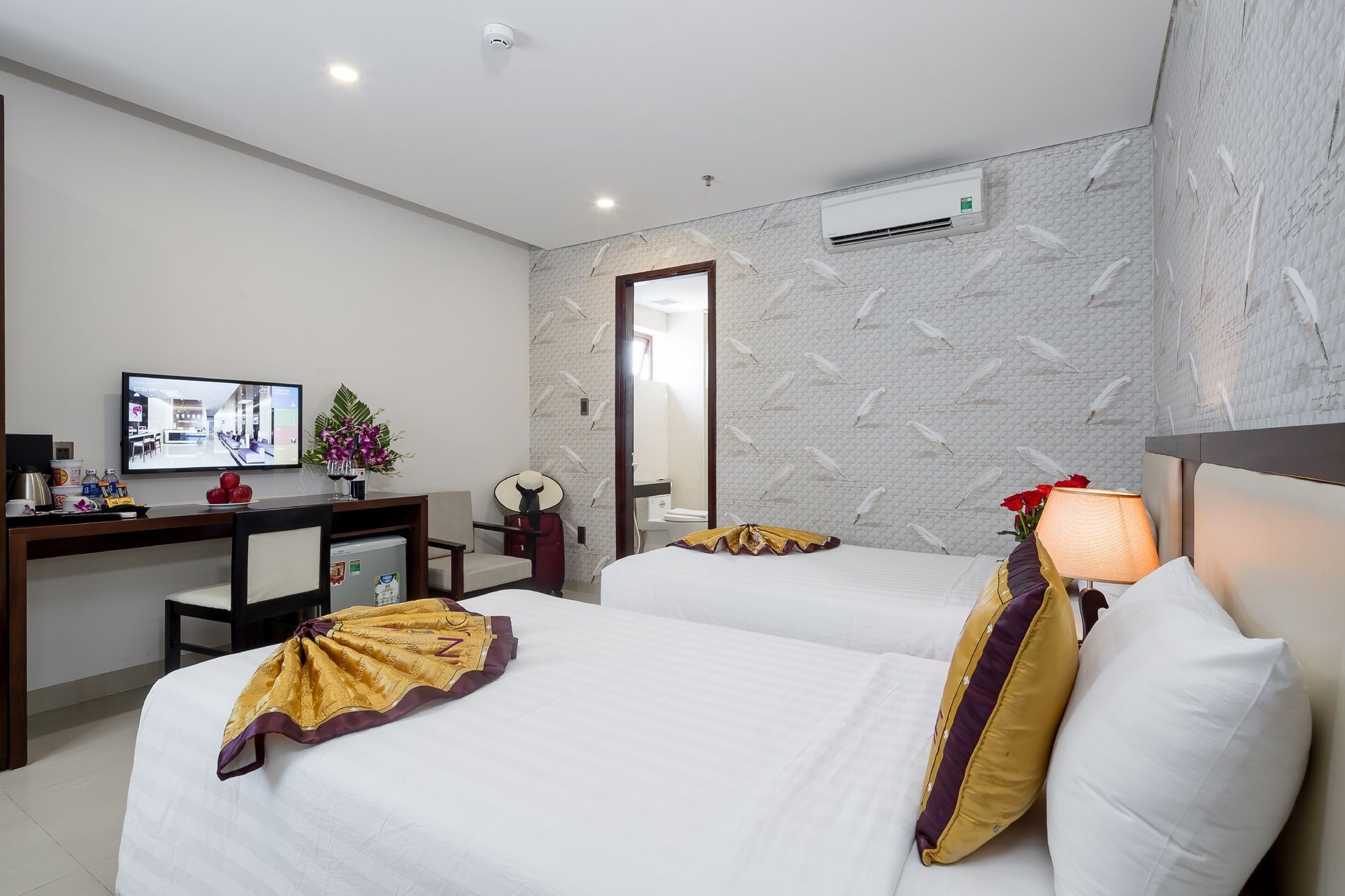 Bantique Hotel Дананг Экстерьер фото